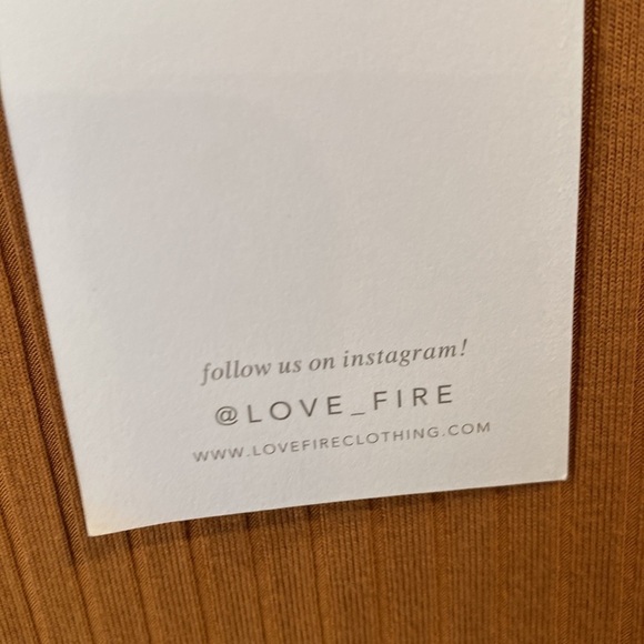 LOVE, FIRE v-neck ribbed long sleeve top - Picture 5 of 8